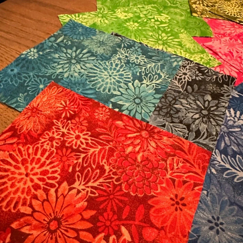 18pc Floral Batik Cotton Fabric Squares 5 Inch Charm Pack Quilting Assortment
